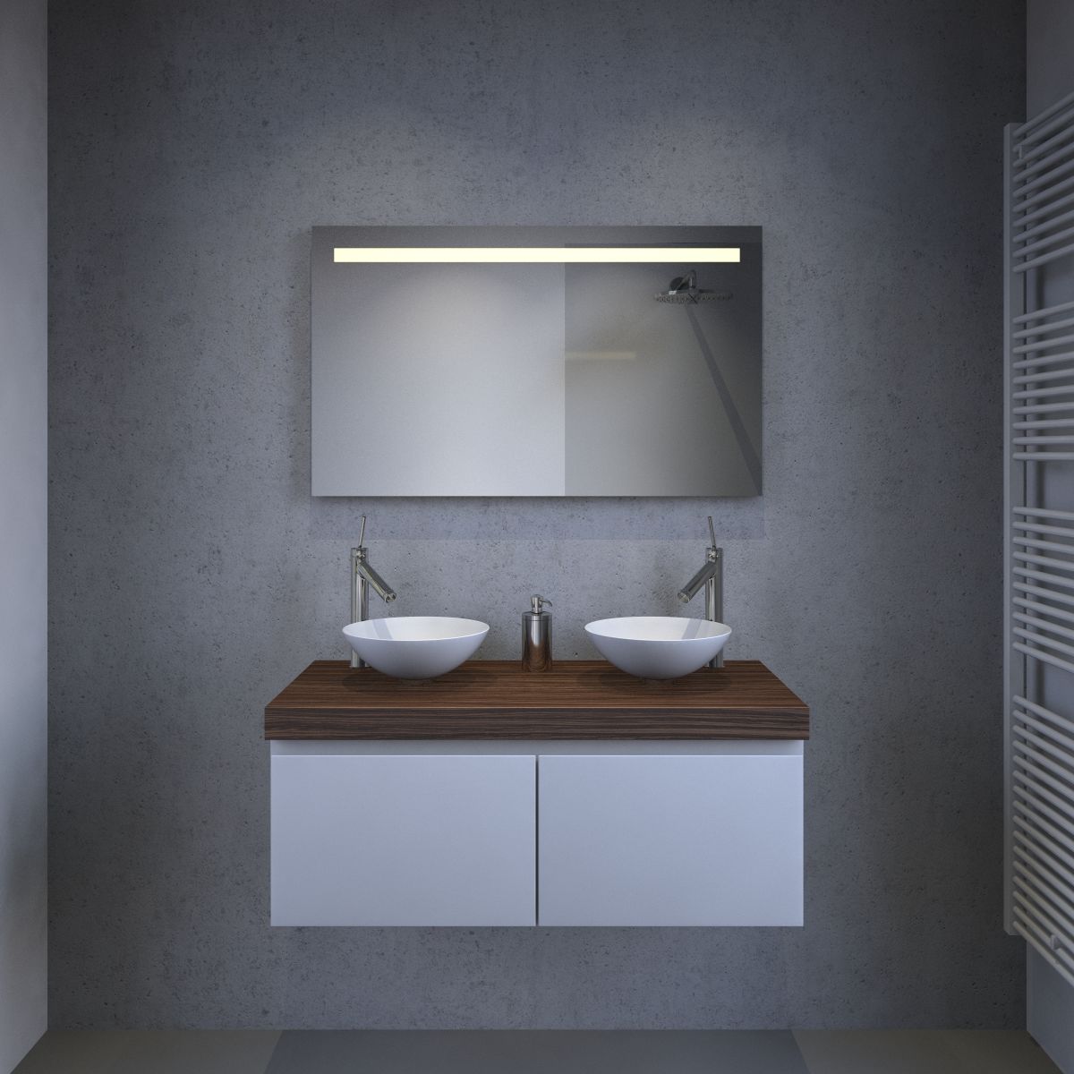 Strak Design Met Asymmetrische Spiegel In De Badkamer