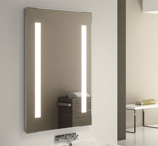 60x90 cm badkamerspiegel met verticale verlichting en ... 60x90 cm badkamerspiegel met verticale verlichting en ...