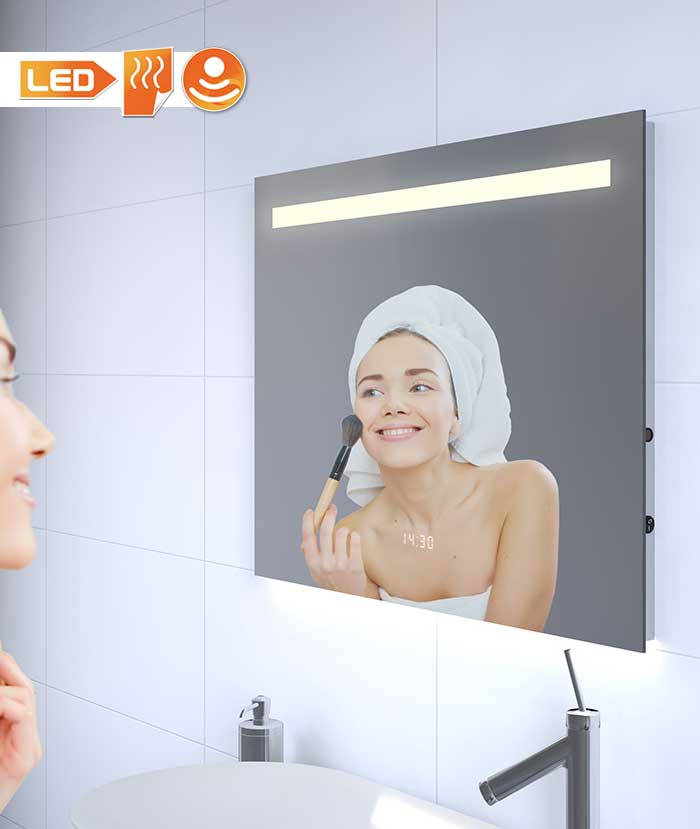 Deze spiegel geeft ruim voldoende licht bij bv het make-uppen of scheren