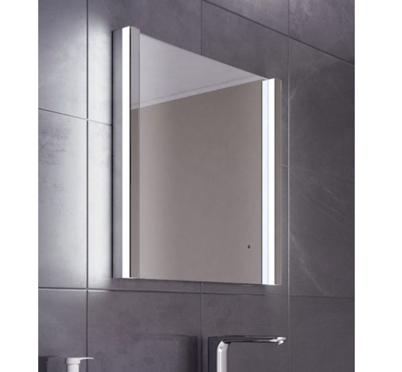 https://www.designspiegels.nl/wp-content/uploads/2018/02/Vierkanten-badkamer-spiegel-met-verlichting-k439-2.jpg