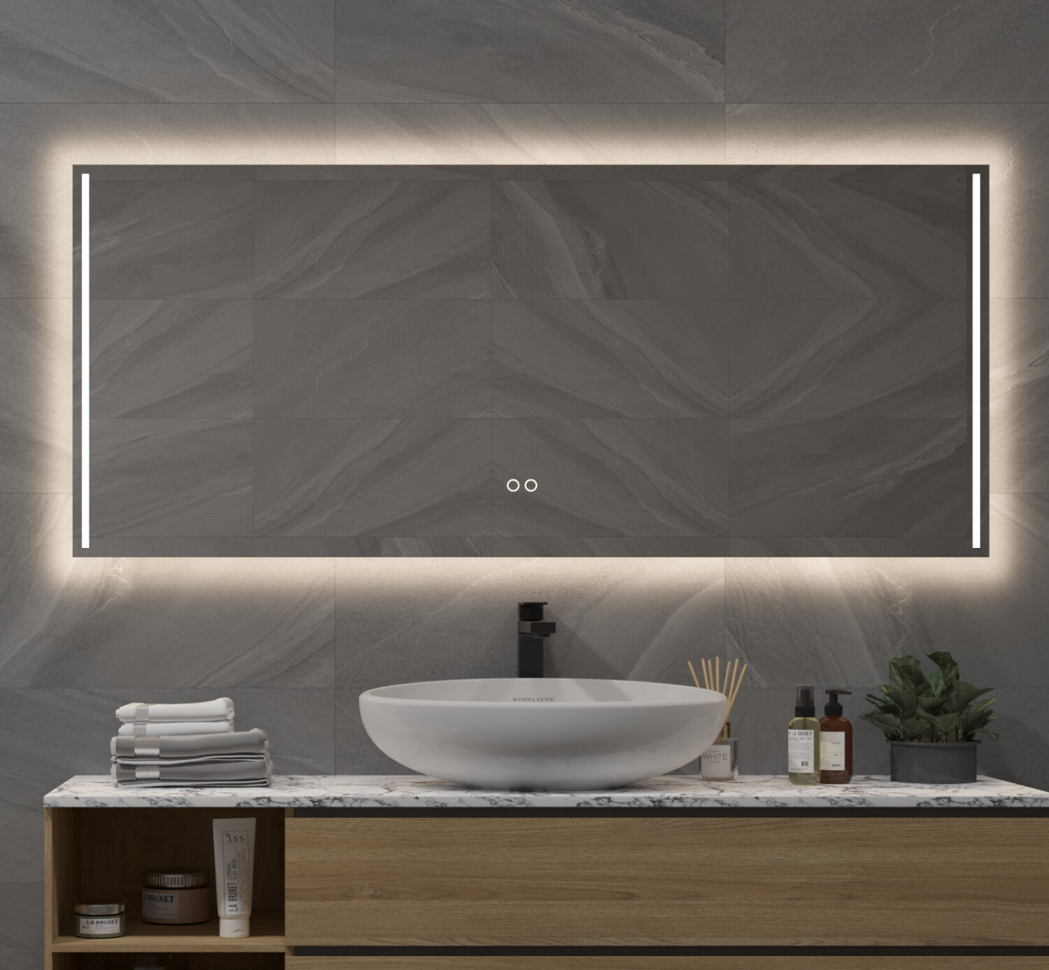 Stijlvolle en praktische badkamerspiegel met verlichting, spiegelverwarming en dubbele touch knop met handige dimfunctie en kleurenwissel