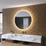 De spiegel wordt volledig aansluitklaar geleverd en is met de meegeleverde instructie en ophangmaterialen eenvoudig aan de wand te monteren