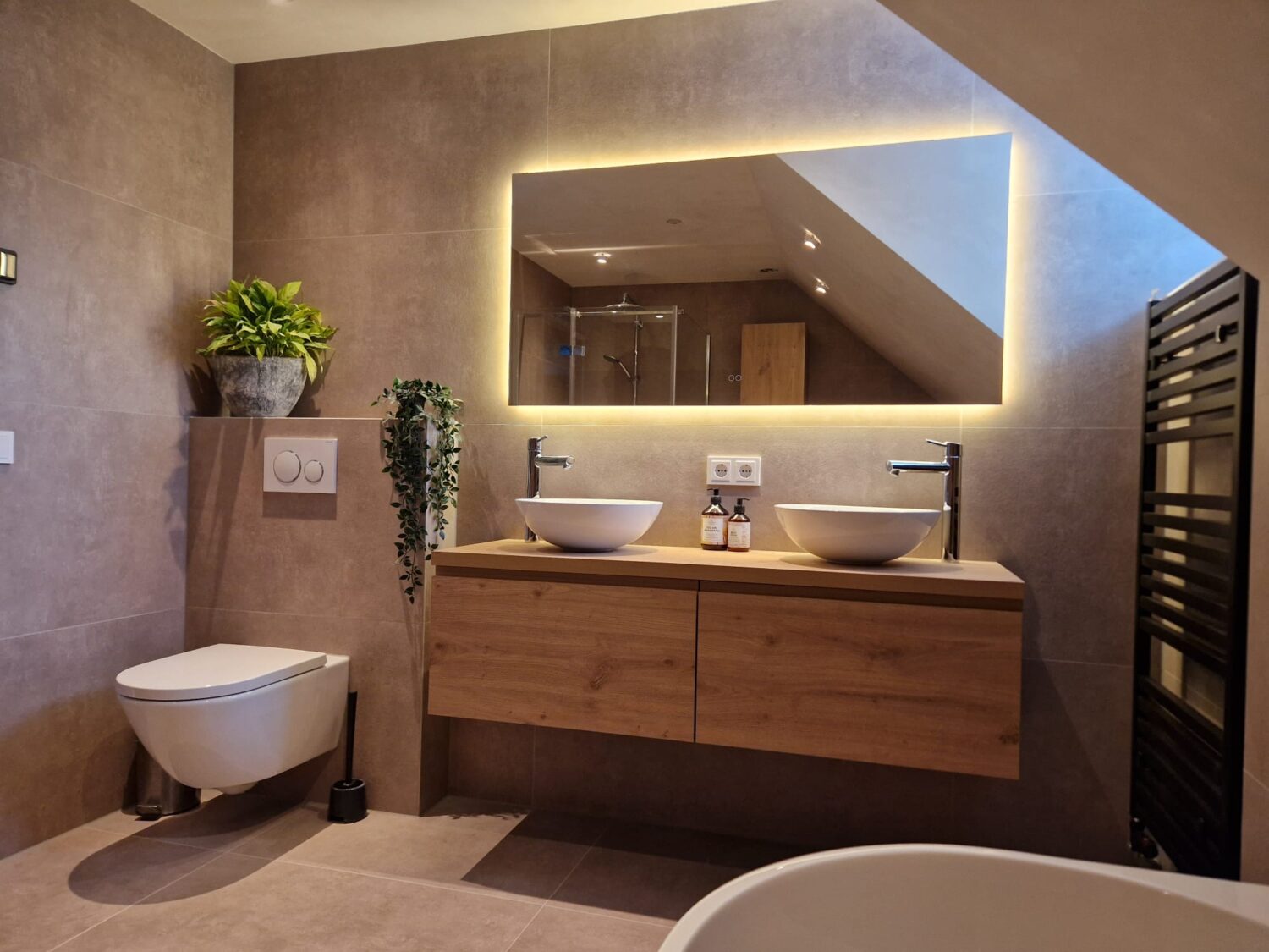 Badkamer spiegel op 120x60 cm tegel