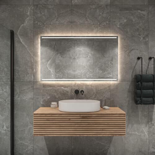 Deze badkamer spiegel is 120 cm breed, 70 cm hoog en slechts 3 cm diep