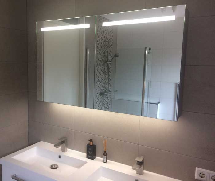 Ontdek De Prachtige 120 Cm Badkamer Spiegelkast Met Verlichting