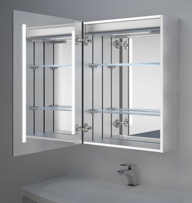 Aluminium badkamer spiegelkast met LED verlichting, verwarming, sensor en stopcontact 60×70 - Designspiegels