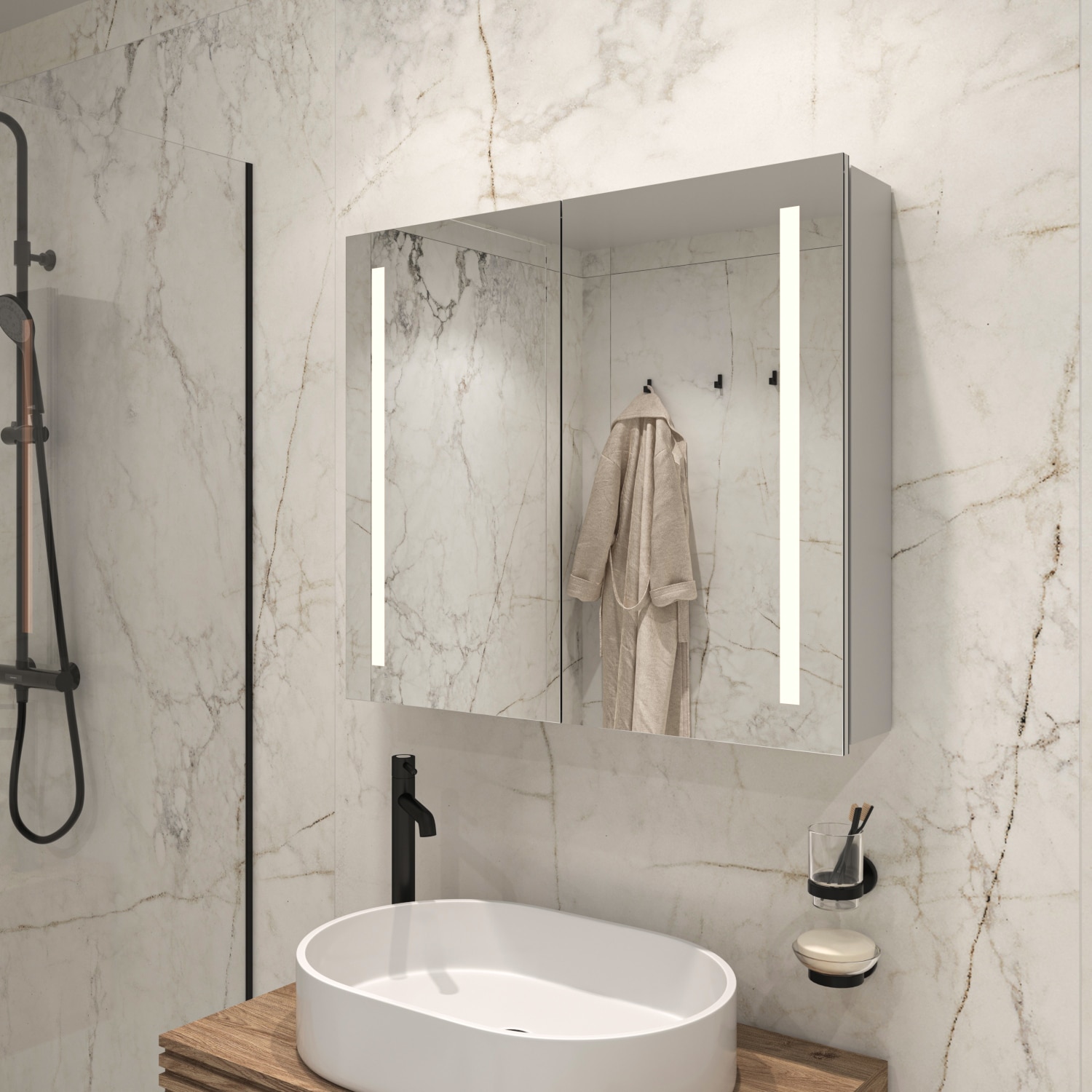 Bij deze aluminium spiegelkast is zowel de verlichting als de verwarming volledig in de deuren geïntegreerd