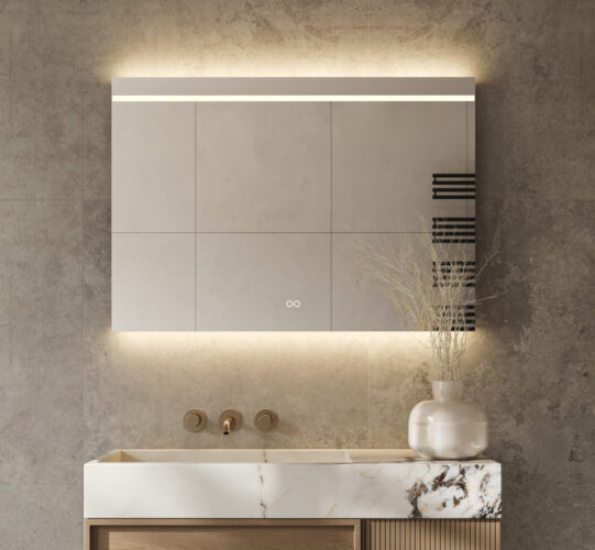 Deze fraaie spiegel van 100 cm breed en 70 cm hoog is van alle gemakken voorzien, zoals verlichting met dimfunctie + instelbare lichtkleur en spiegelverwarming