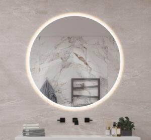 Ronde badkamer spiegel met led verlichting op grijze tegel