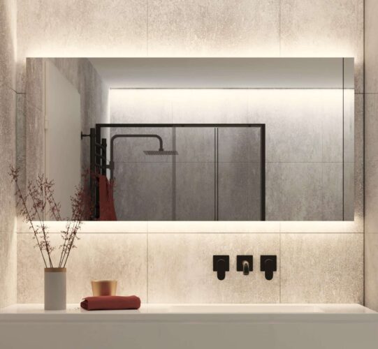 Design badkamer spiegel met indirect strijklicht en verwarming 140x60 cm
