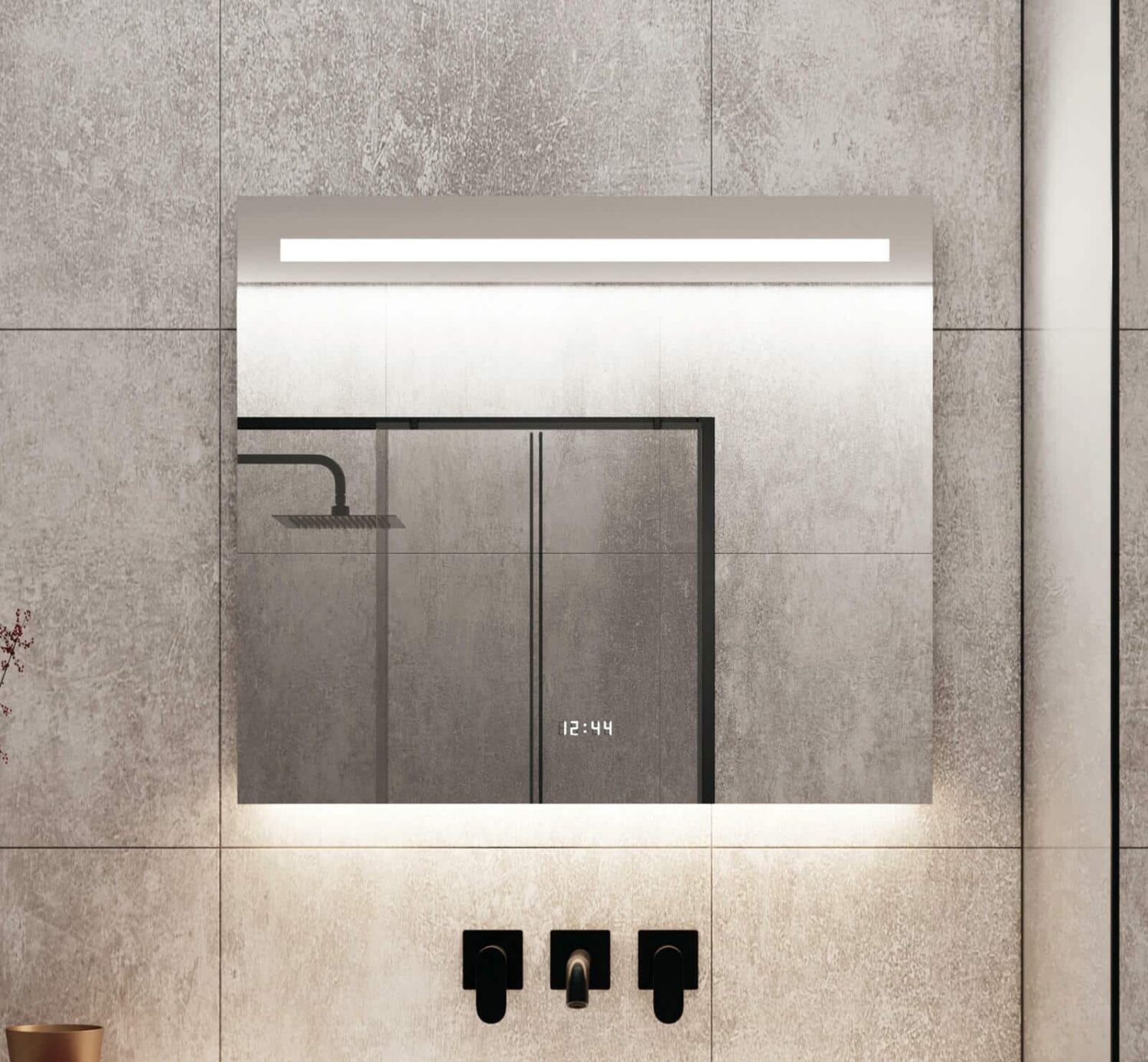 Badkamer spiegel met klok en verlichting op grijze tegel