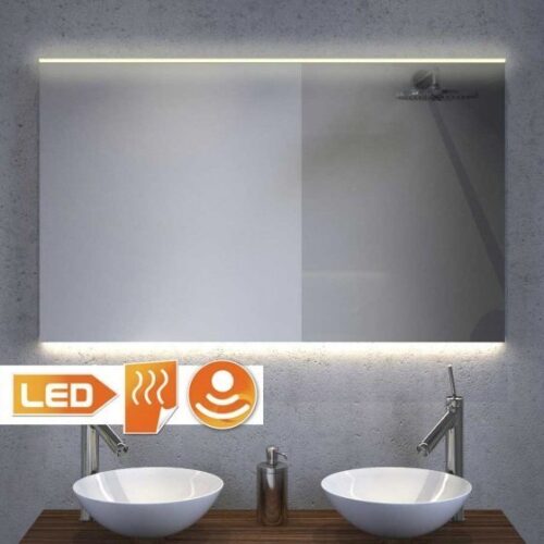Badkamer spiegel met handige spiegelverwarming en praktische designer verlichting