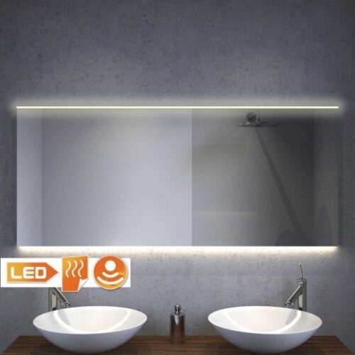 Nieuw design! Badkamer spiegel met warm witte verlichting bovenin en strijklicht onderin - 140 cm breed