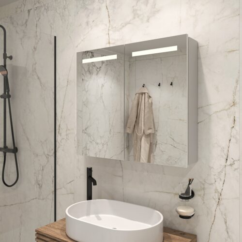 Bij deze aluminium spiegelkast is zowel de verlichting als de verwarming volledig in de deuren geïntegreerd