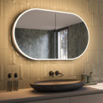 De spiegelkast wordt volledig aansluitklaar geleverd en is met de meegeleverde instructie en ophangmaterialen eenvoudig aan de wand te monteren