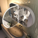 De achterkast is volledig opgebouwd uit aluminium hetgeen een luxe en tijdloze uitstraling geeft aan deze spiegelkast