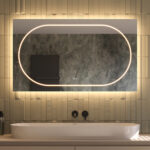 Unieke design badkamerspiegel, uitgevoerd met dual-light-control, dimbare verlichting, instelbare lichtkleur, spiegelverwarming en dubbele touch schakelaar